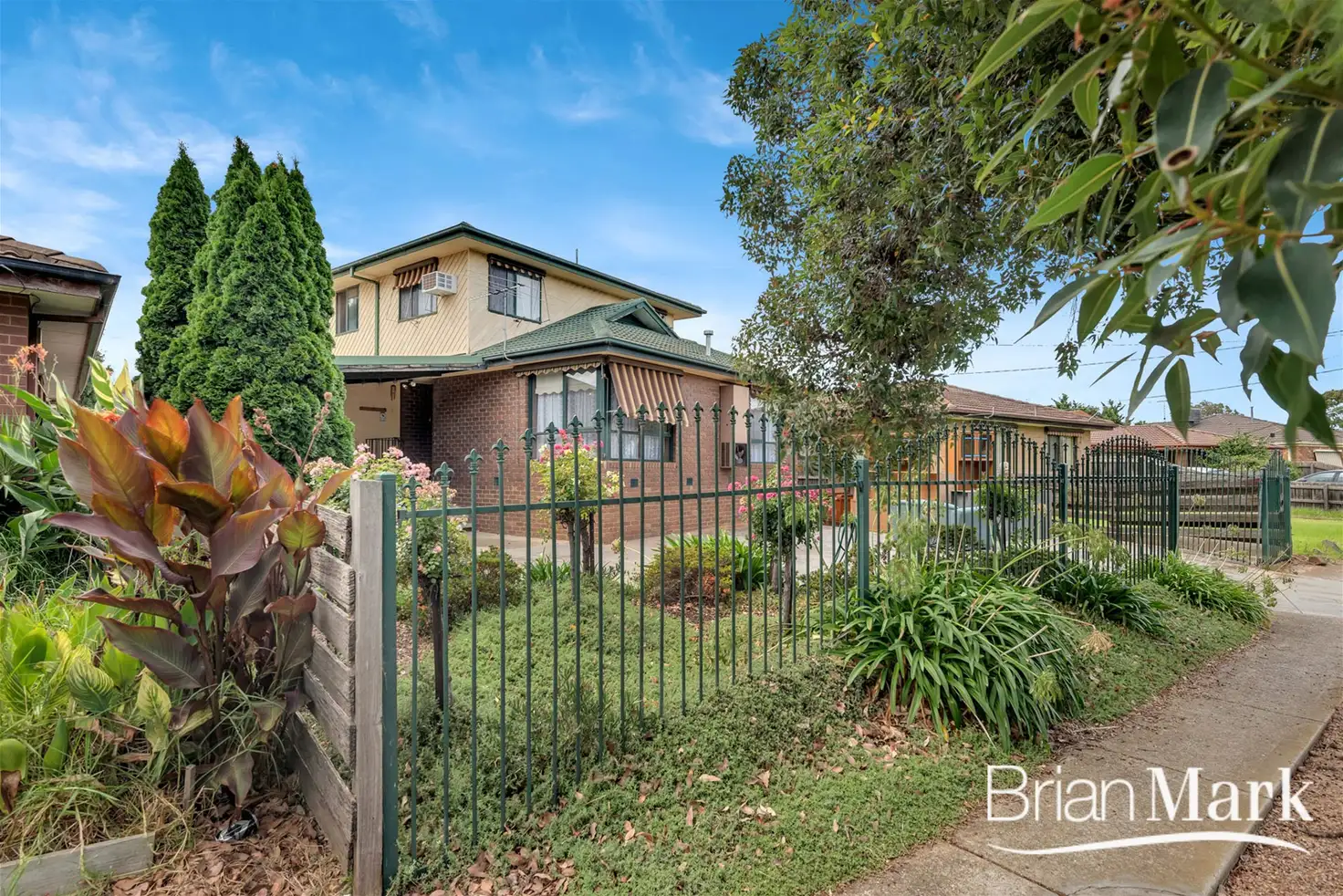Main view of Homely house listing, 27 Cambridge Crescent, Werribee VIC 3030