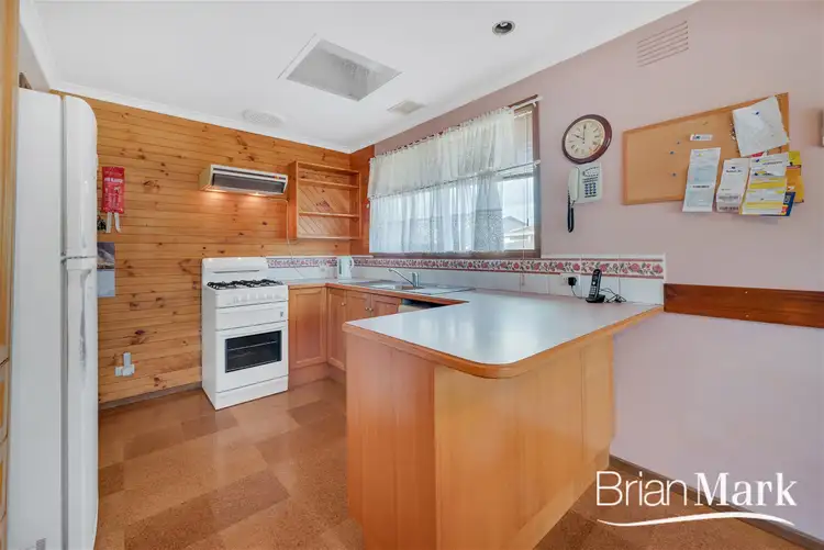 Fifth view of Homely house listing, 27 Cambridge Crescent, Werribee VIC 3030