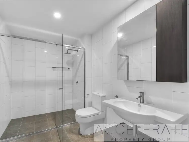 Sixth view of Homely unit listing, 209/27 Ekibin Road, Annerley QLD 4103