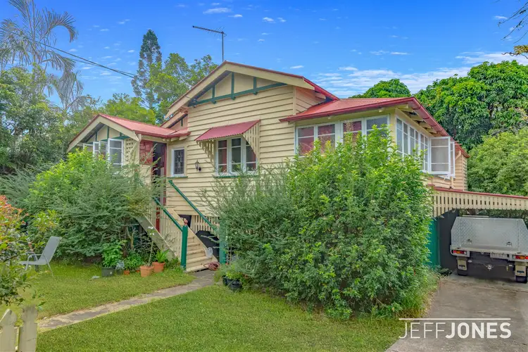 14 Leicester Street, Coorparoo QLD 4151