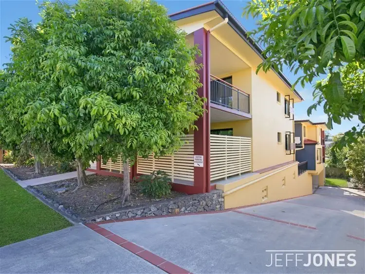3/23 Ridge, Greenslopes QLD 4120