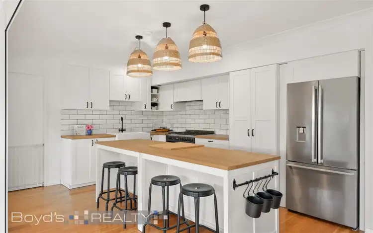 34 Davies Avenue, Springwood NSW 2777