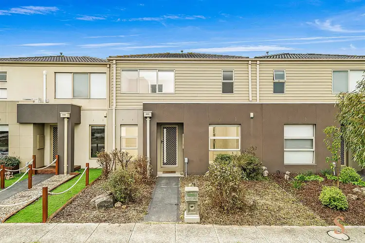 32 Featherbrook Drive, Point Cook VIC 3030