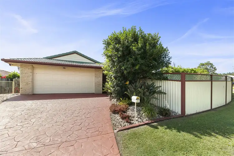 15 Bellevue Drive, Little Mountain QLD 4551