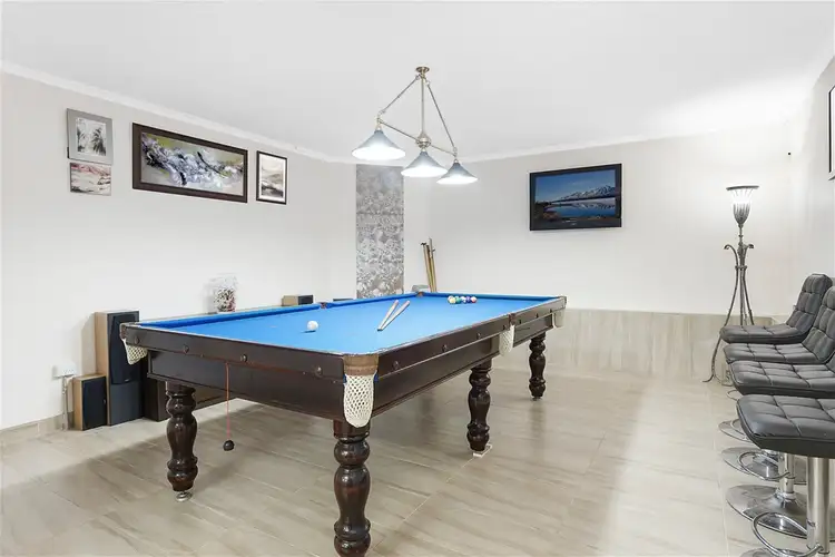 72 Hobart Place, Illawong NSW 2234