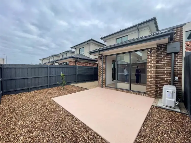 Fourth view of Homely house listing, 64 Cricklewood Circuit, Narre Warren VIC 3805