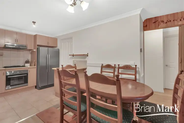 Fifth view of Homely house listing, 8 Emu Court, Werribee VIC 3030