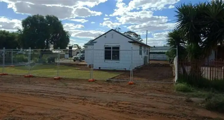 Fifth view of Homely house listing, 104 Knox Street, Broken Hill NSW 2880
