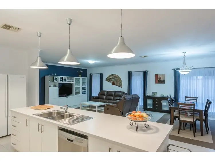 Seventh view of Homely house listing, 3 Risana Close, Madeley WA 6065