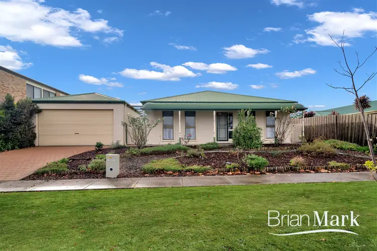 28 Brentwood Drive, Werribee VIC 3030