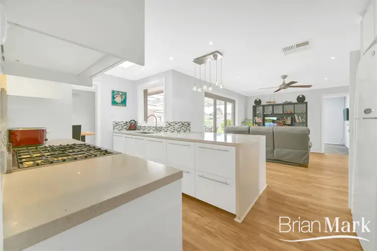 Second view of Homely house listing, 6 Elaroo Court, Werribee VIC 3030