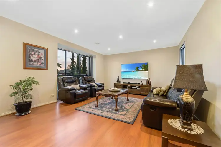 Fifth view of Homely house listing, 5 Answer Close, Sydenham VIC 3037