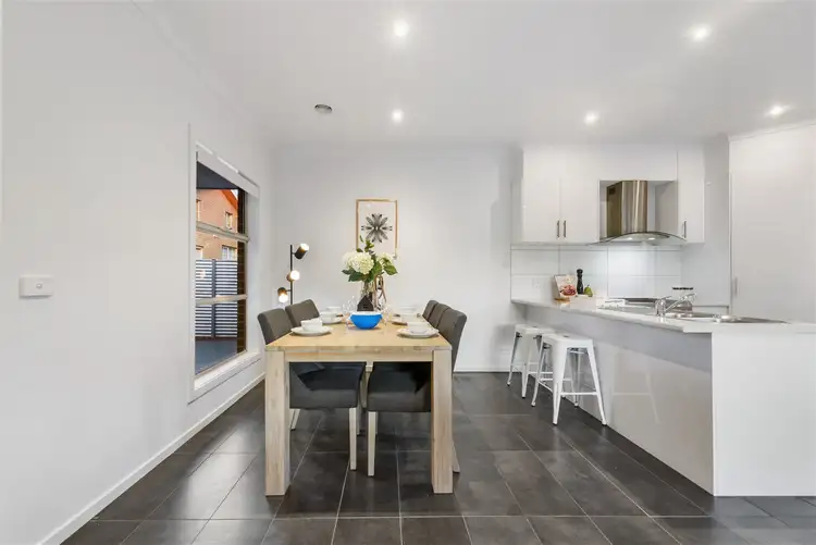 Fifth view of Homely unit listing, 3/39 Coleridge Drive, Delahey VIC 3037