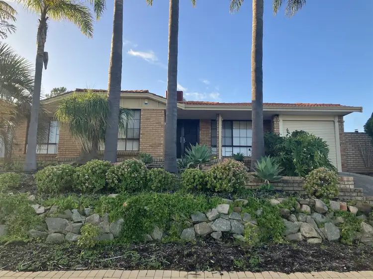 135 Elderberry Drive, South Lake WA 6164