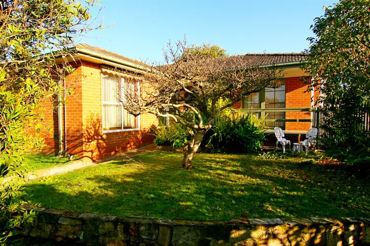 24 Teal Court, Dandenong North VIC 3175