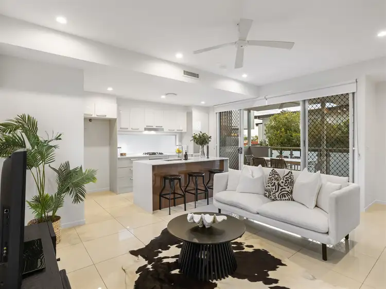 Second view of Homely townhouse listing, 2/25 Pockley St, Morningside QLD 4170