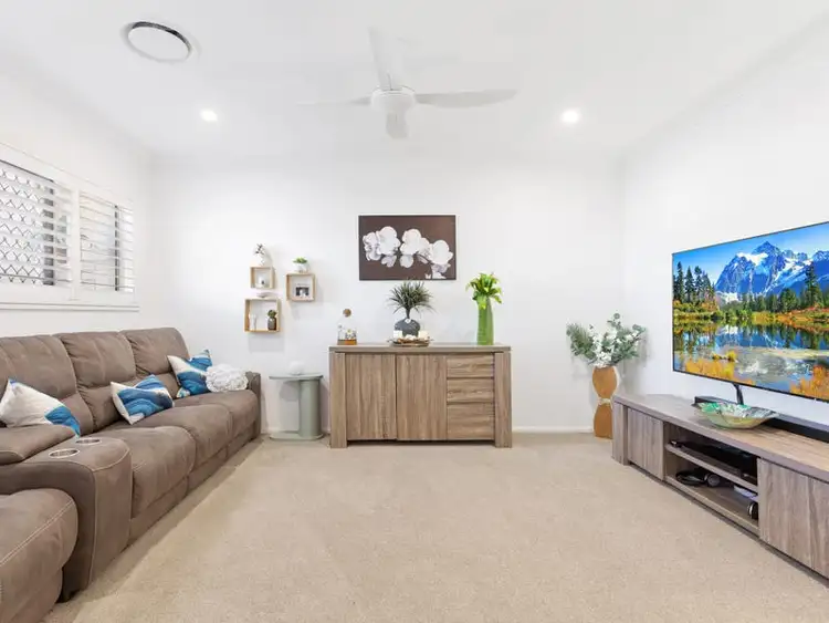 Sixth view of Homely house listing, 2 Castaway Court, Toogoom QLD 4655