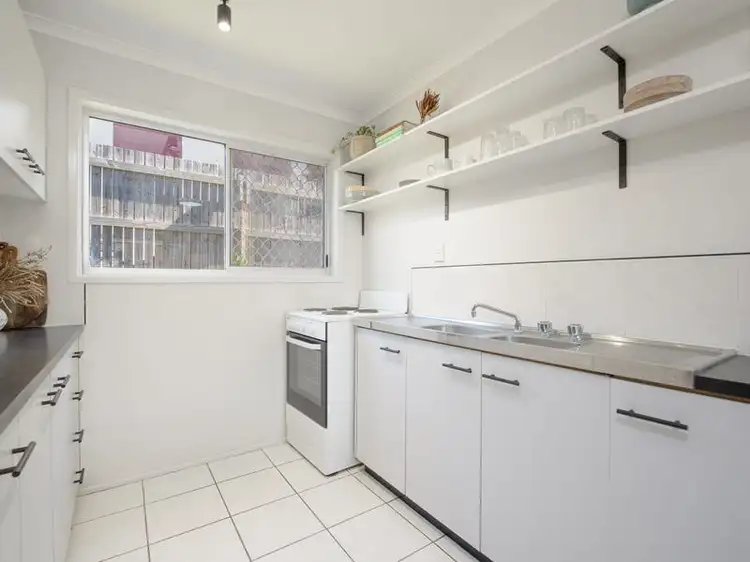 Fifth view of Homely townhouse listing, 4/71 Off Lane, South Gladstone QLD 4680