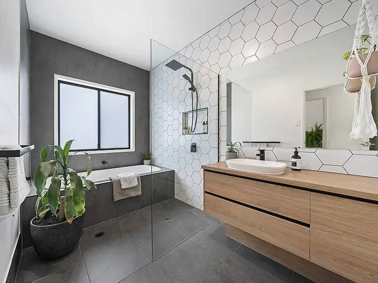 Sixth view of Homely house listing, 88 Webcke Crescent, Kleinton QLD 4352