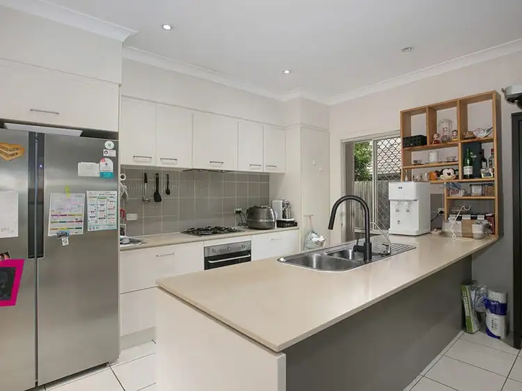 Second view of Homely house listing, 32 Lockwood Place, Molendinar QLD 4214