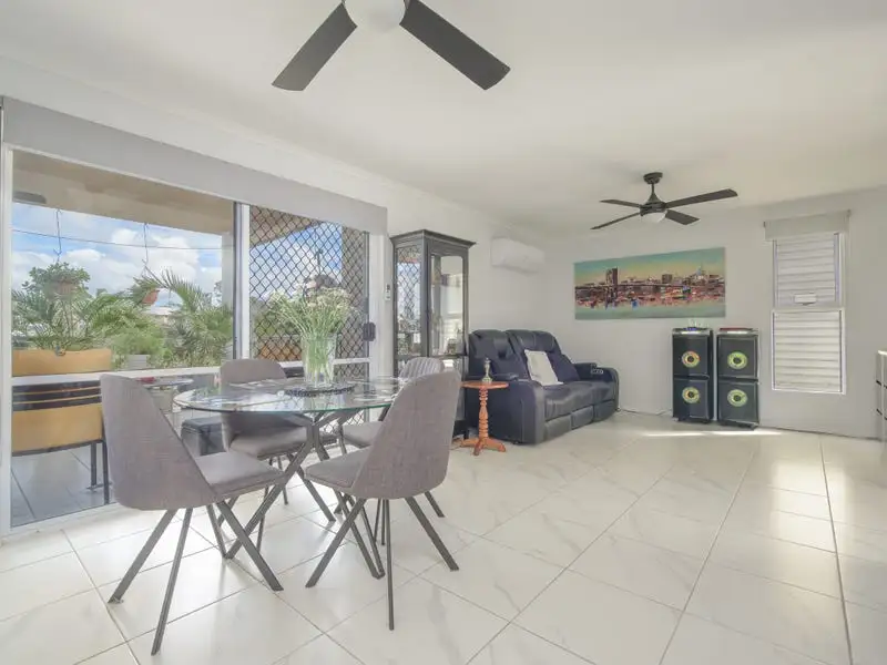 Main view of Homely unit listing, 8/4 Pittsbay Crescent, Boyne Island QLD 4680