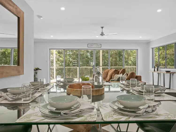 18 York Creek Crescent, Reedy Creek QLD 4227