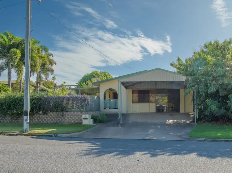 1 Gretel Drive, Clinton QLD 4680
