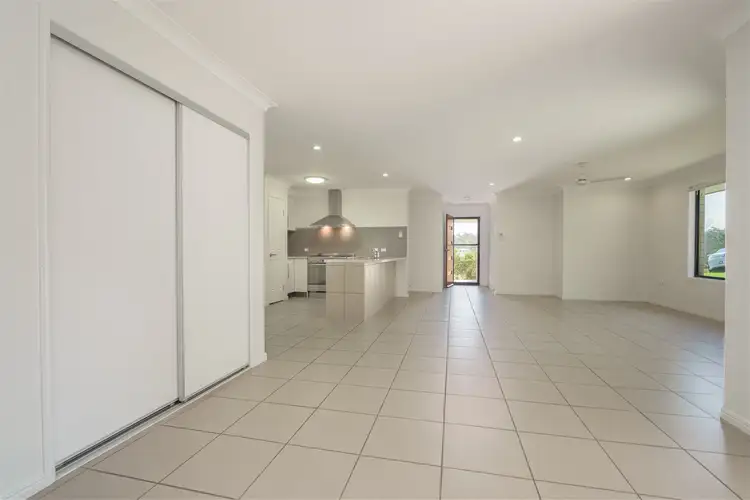 Fifth view of Homely house listing, 37 Flounder Crescent, Toolooa QLD 4680