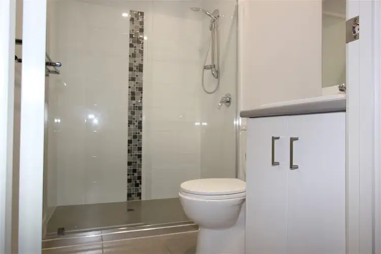 Seventh view of Homely house listing, 5 Cassidy Crescent, Willow Vale QLD 4209