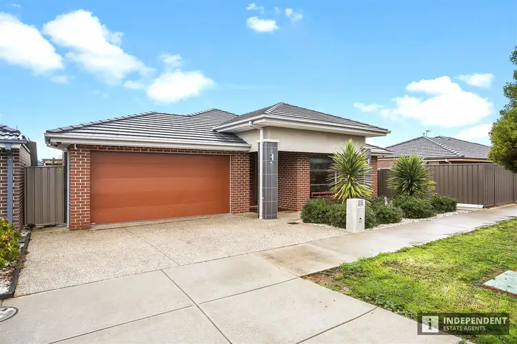 Second view of Homely house listing, 34 Cinnabar Way, Cobblebank VIC 3338