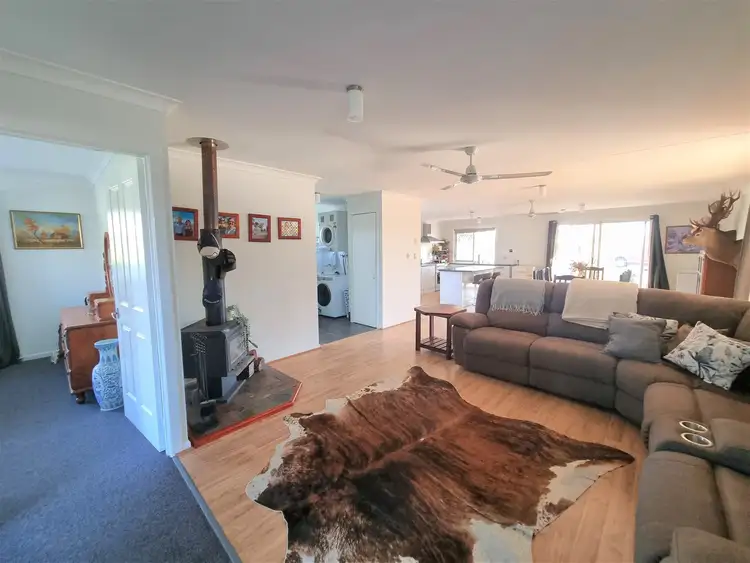 Seventh view of Homely house listing, 1 Creek Court, Yarraman QLD 4614