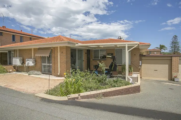 9/8 Creery Street, Dudley Park WA 6210