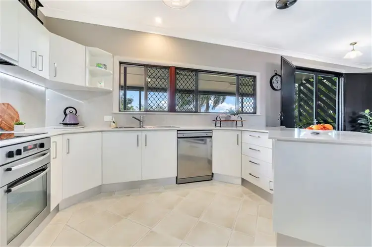 Fifth view of Homely house listing, 8 Sunningdale Ct, Marrara NT 812