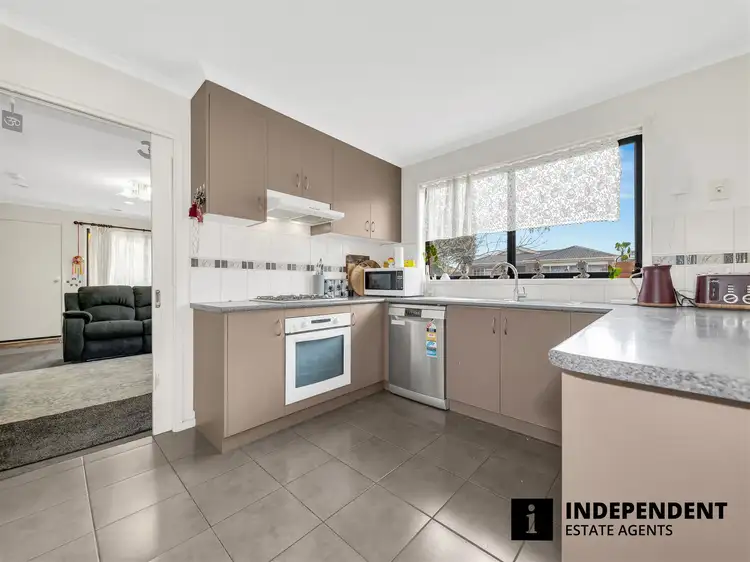 Fourth view of Homely house listing, 14 Fishburn Place, Cranbourne West VIC 3977