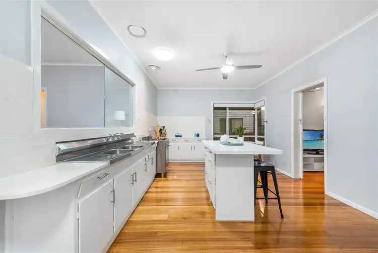 Sixth view of Homely house listing, 12 Leonard Avenue, St Albans VIC 3021