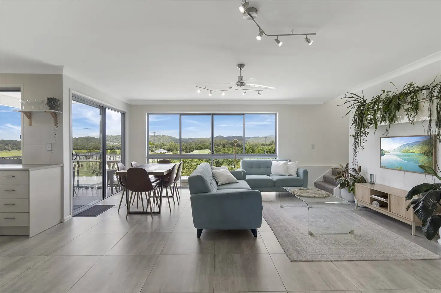Main view of Homely unit listing, 22/1-3 Hinterland Drive, Mudgeeraba QLD 4213