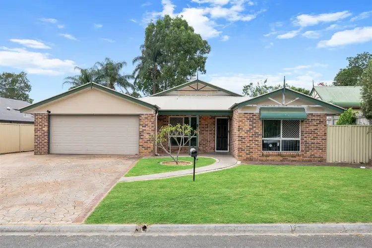 9 Kilmarnock Court, Narangba QLD 4504