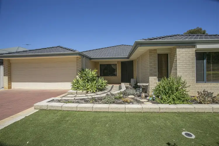292 Sultana Road, East