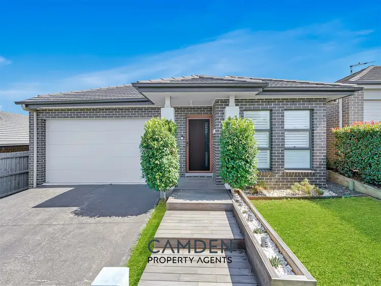 37 Higgins Ave, Elderslie NSW 2570