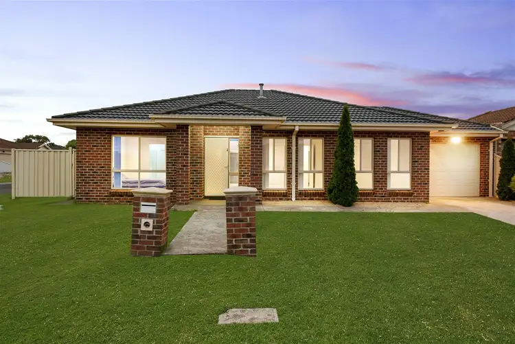 Main view of Homely house listing, 15 Vanessa Way, Delahey VIC 3037