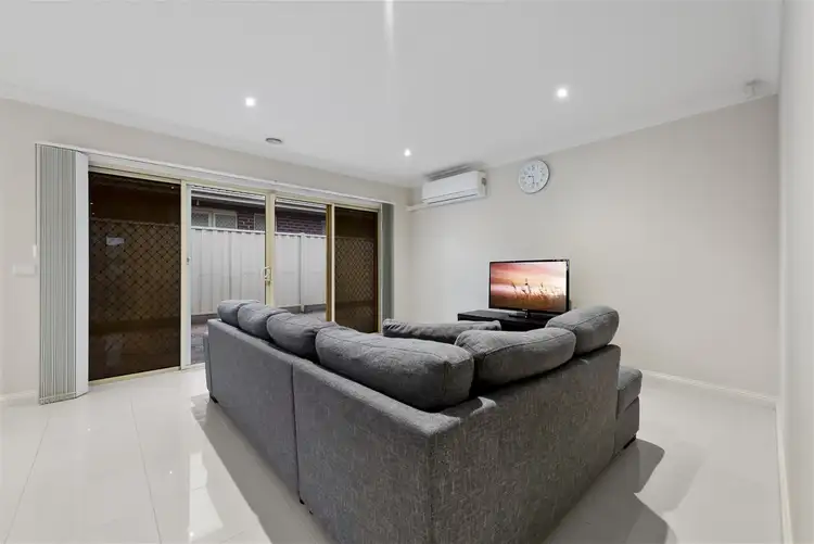 Third view of Homely house listing, 15 Vanessa Way, Delahey VIC 3037