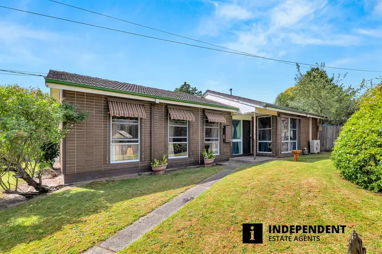 26 Valerie Drive, Cranbourne VIC 3977
