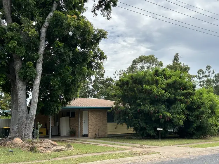 10 Centenary Dr Sth, Middlemount QLD 4746