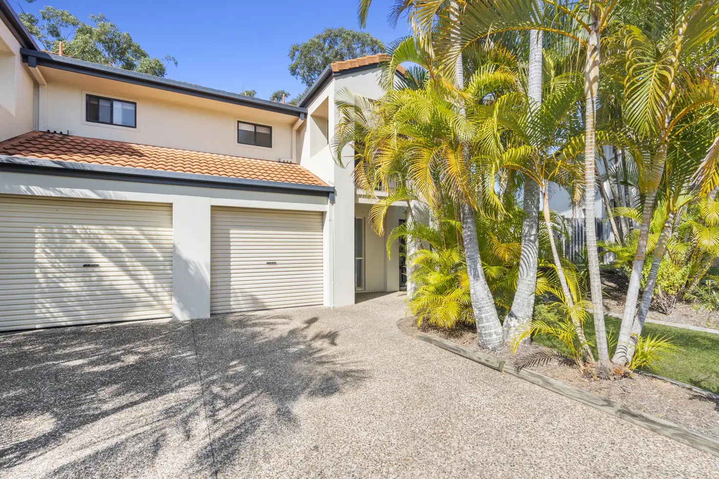 Main view of Homely townhouse listing, 17/19 Harrow Place, Arundel QLD 4214