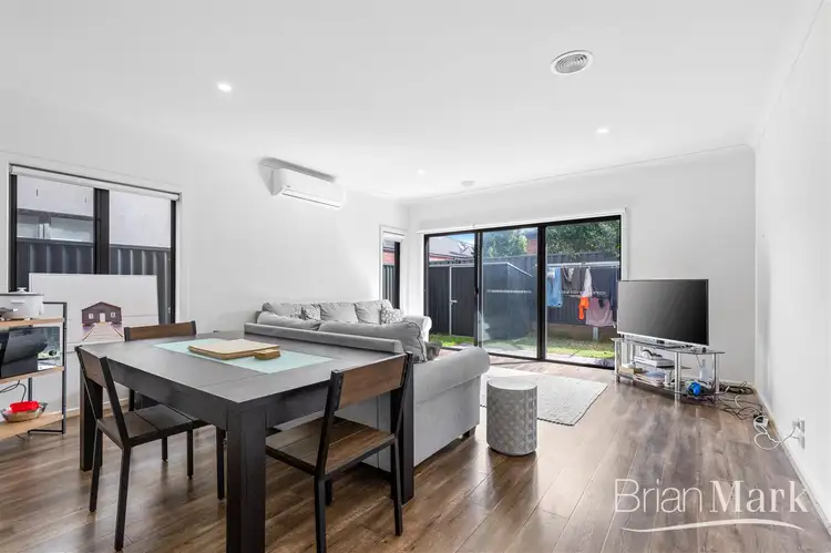 Fifth view of Homely unit listing, 2/25 Risdon Circuit, Tarneit VIC 3029