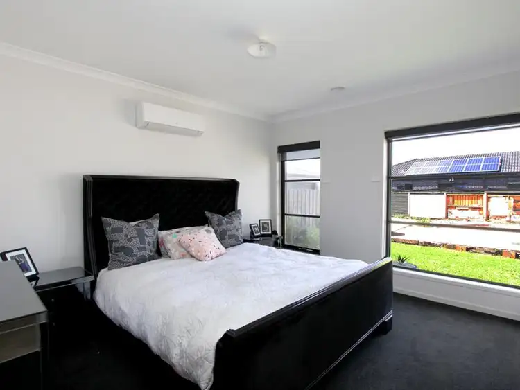 Sixth view of Homely house listing, 12 Reginato Court, Tarneit VIC 3029