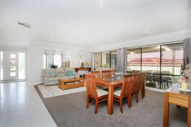 Fifth view of Homely house listing, 7 Cityview Crescent, Tarneit VIC 3029