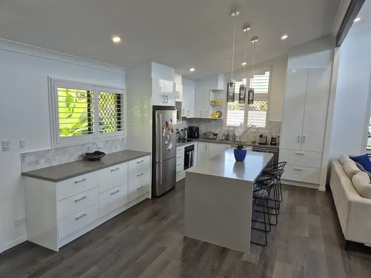 Fifth view of Homely house listing, 100 Lytton Road, Bulimba QLD 4171