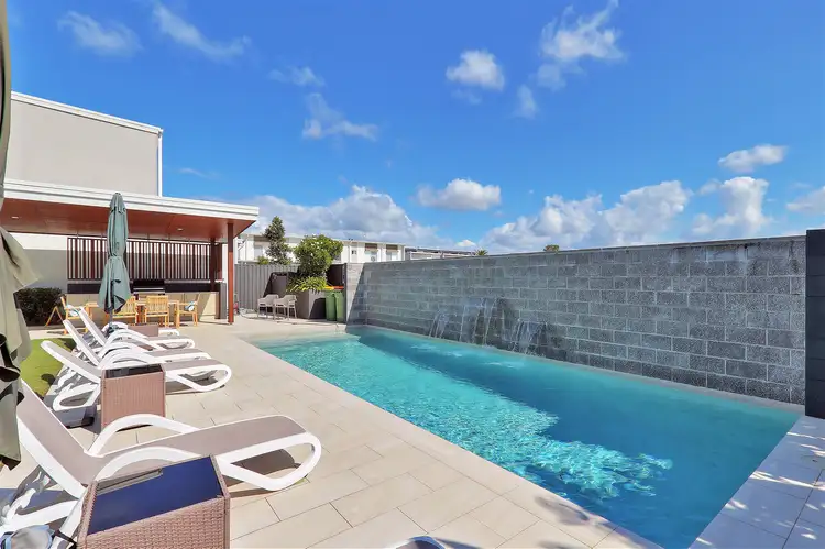 Second view of Homely townhouse listing, 31/6 Park Cove Blvd, Hope Island QLD 4212