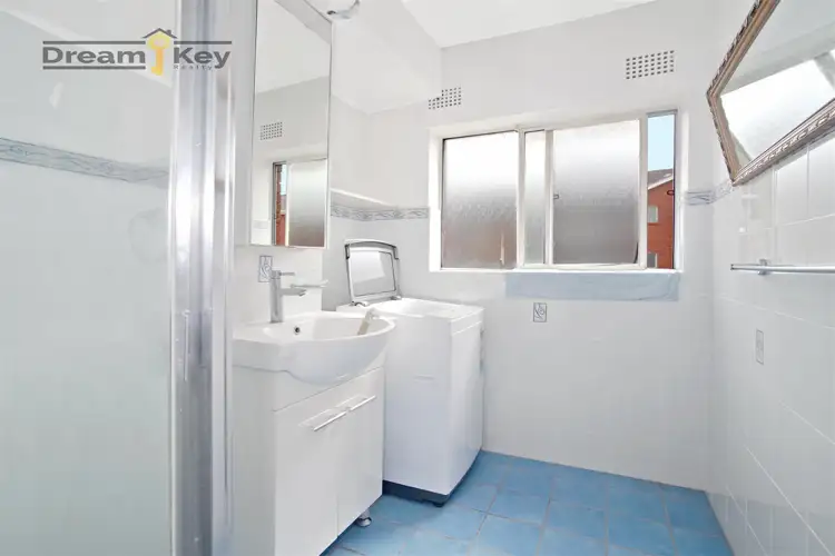 Sixth view of Homely unit listing, 7/9 Mascot Drive, Eastlakes NSW 2018